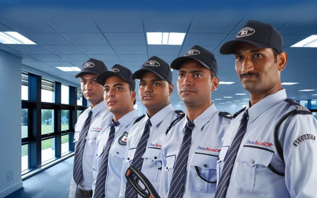 Outsourcing Security vs. In-House Guards: Which Is Best for Your Business?